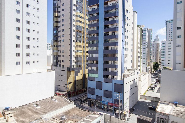 BK34 - 2 Dorm Climatizados, Próx Calçadão, Garagem