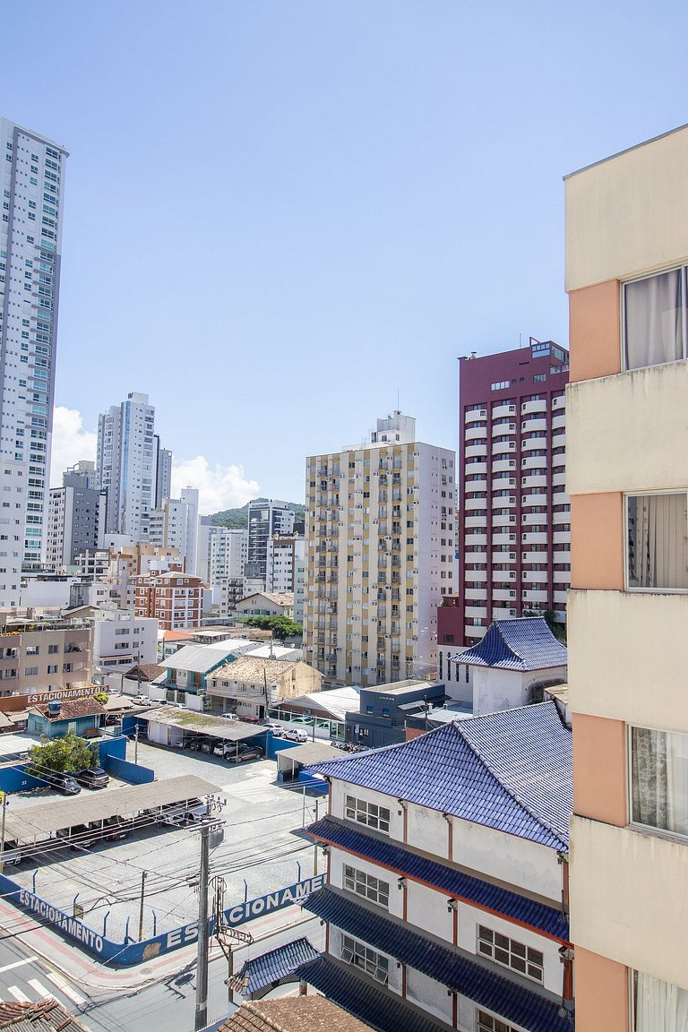 BK34 - 2 Dorm Climatizados, Próx Calçadão, Garagem