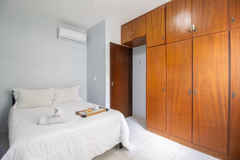 EUG61 - 3Dorm, Quadra Mar, Climatizado, 2 Garagem