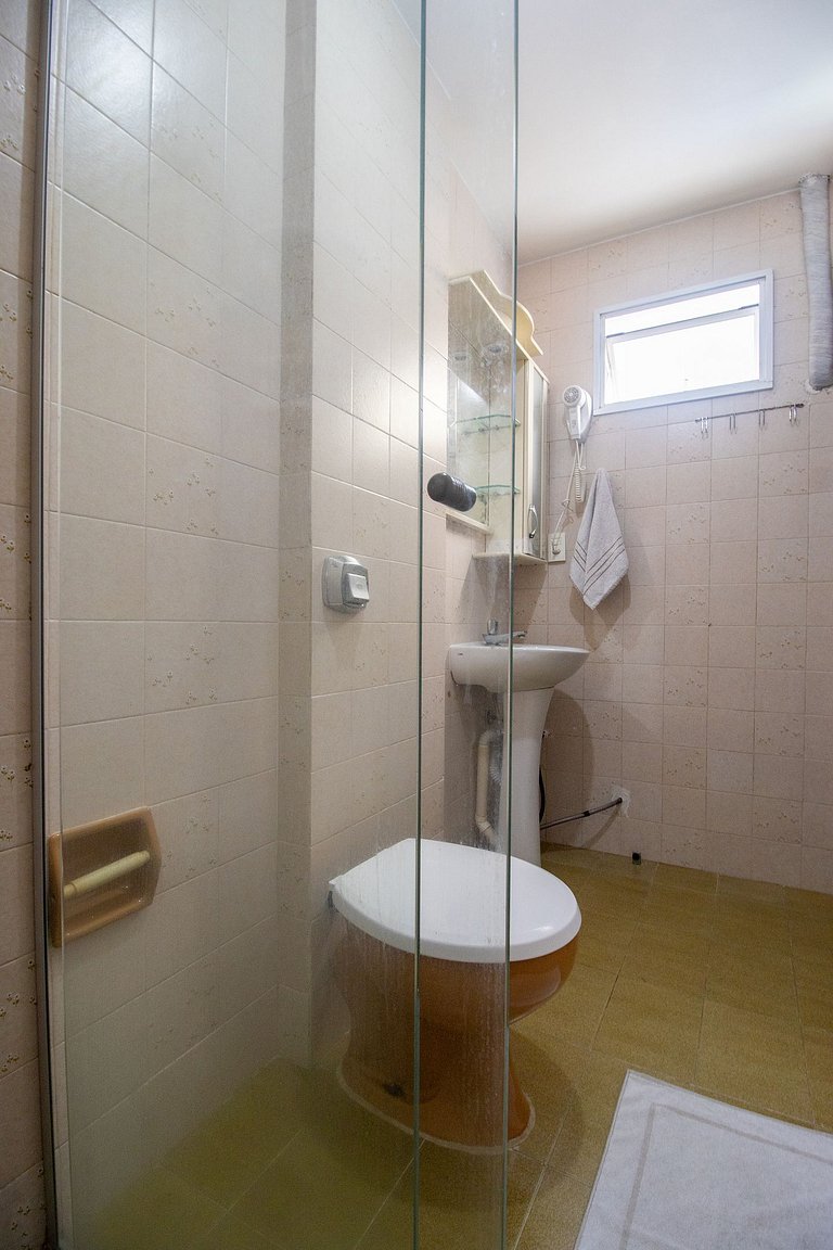 EUG61 - 3Dorm, Quadra Mar, Climatizado, 2 Garagem