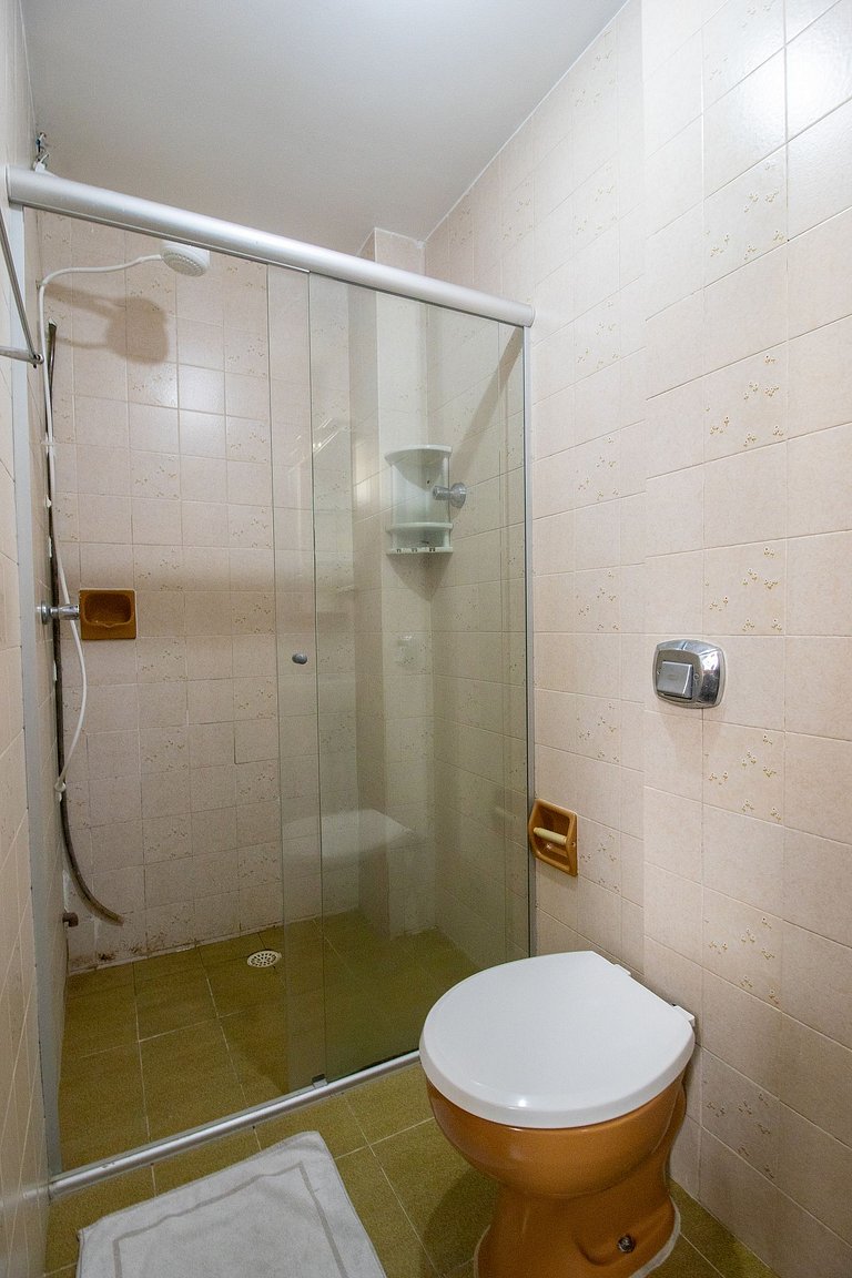 EUG61 - 3Dorm, Quadra Mar, Climatizado, 2 Garagem