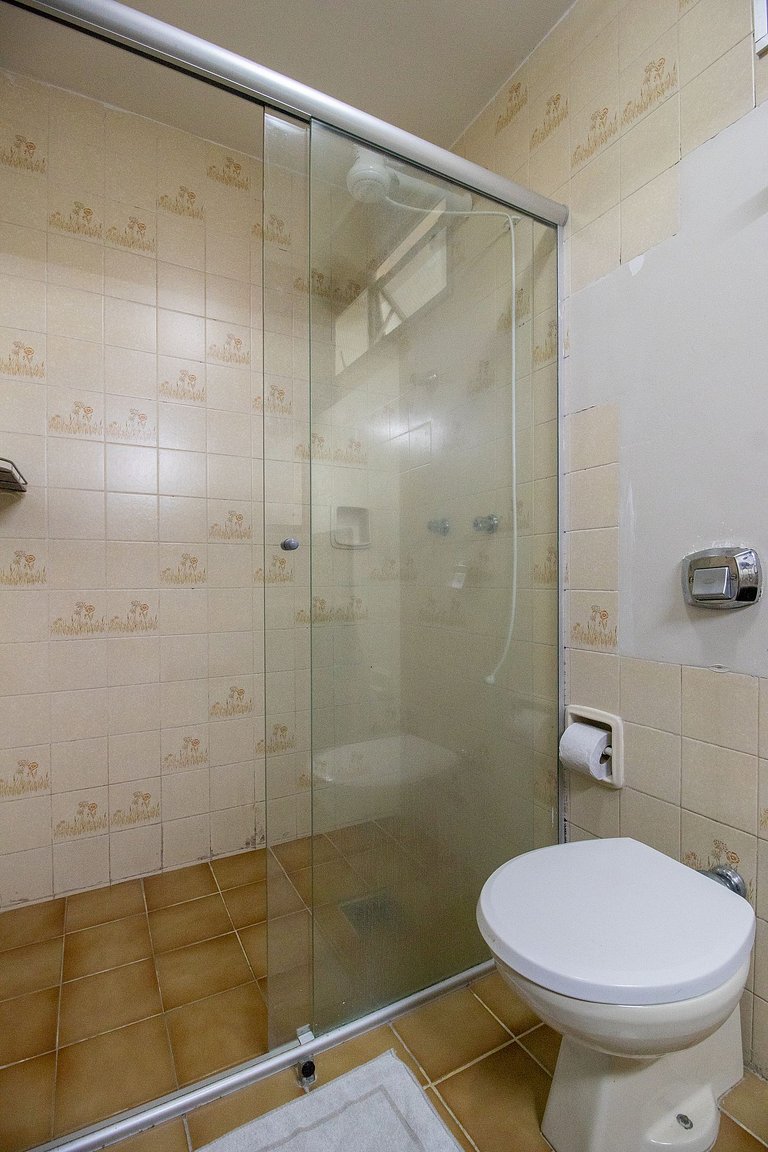 EUG61 - 3Dorm, Quadra Mar, Climatizado, 2 Garagem