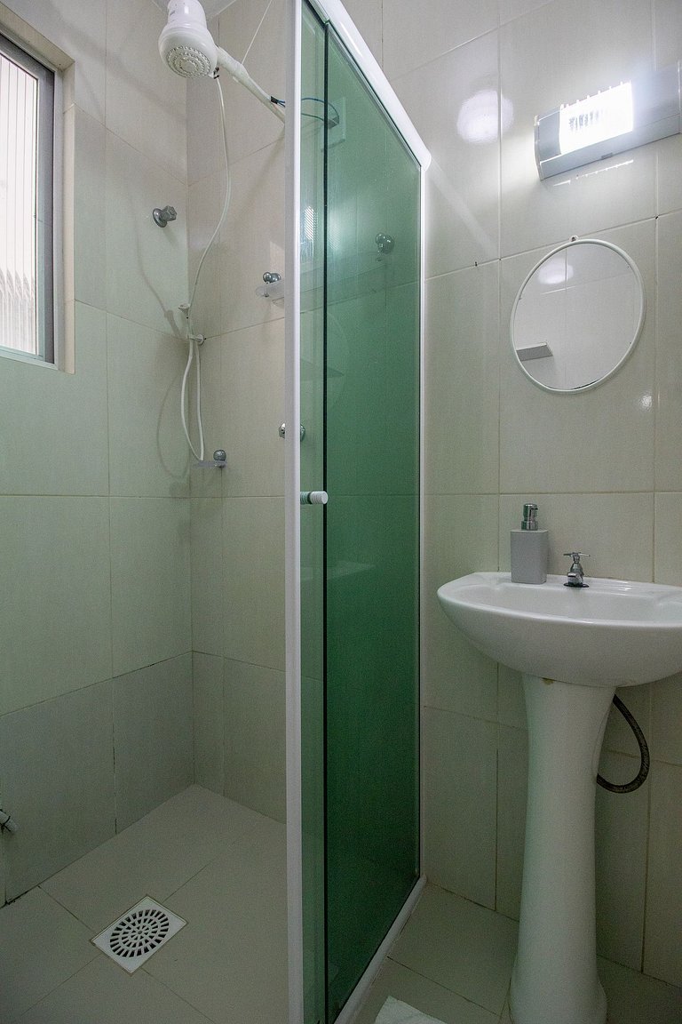 PRN12 - Climatizado, Próx Calçadão, Sacada, 2 Dorm