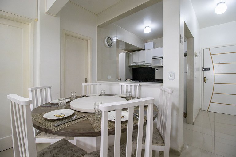 PRN12 - Climatizado, Próx Calçadão, Sacada, 2 Dorm