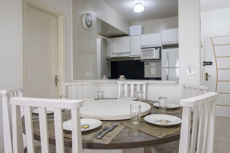 PRN12 - Climatizado, Próx Calçadão, Sacada, 2 Dorm