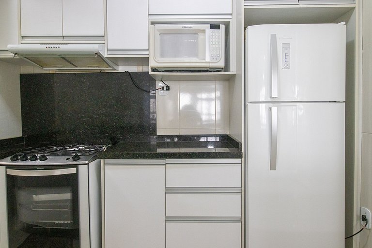 PRN12 - Climatizado, Próx Calçadão, Sacada, 2 Dorm