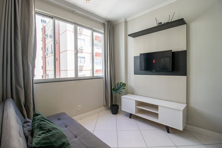 POS73B - Climatizado, TV Smart, Próx Av. Brasil