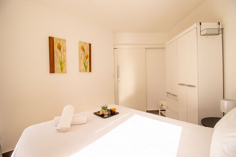 CRM25 - Lindo Espaço, Climatizado, 2 Dorm, Garagem