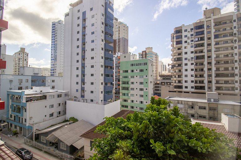 CRM25 - Lindo Espaço, Climatizado, 2 Dorm, Garagem