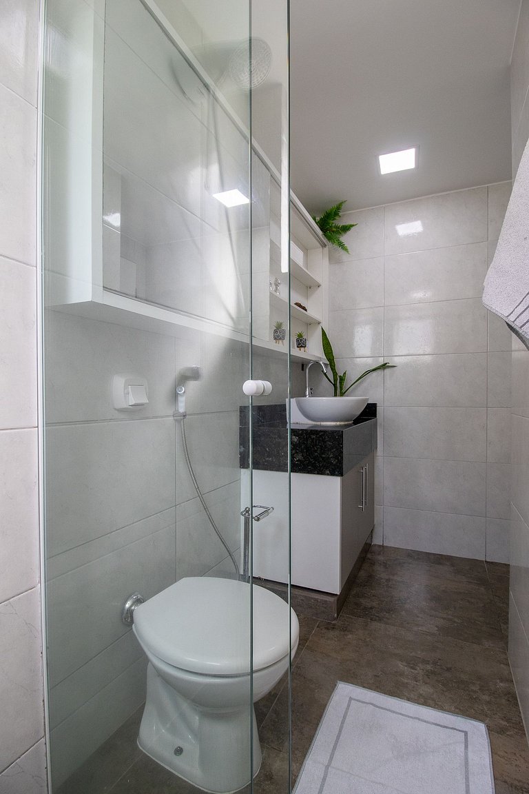 CRM25 - Lindo Espaço, Climatizado, 2 Dorm, Garagem