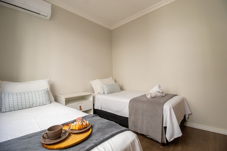 SCR64 - 2 Dorm Climatizados, Confortável, TV Smart