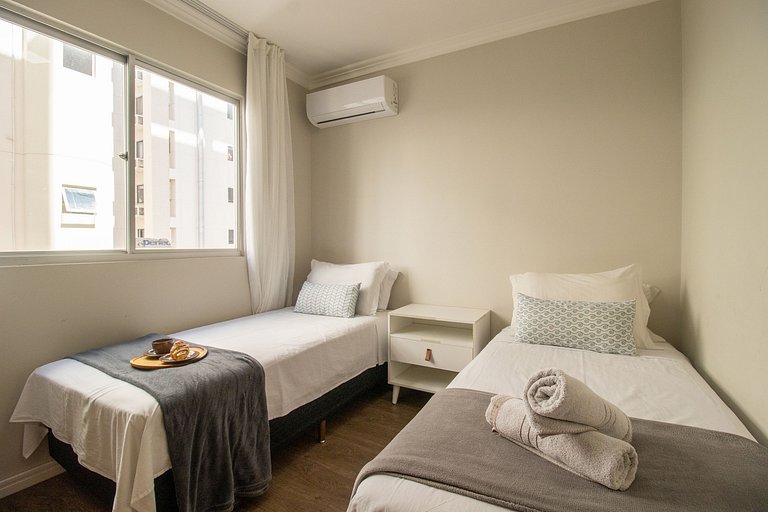 SCR64 - 2 Dorm Climatizados, Confortável, TV Smart