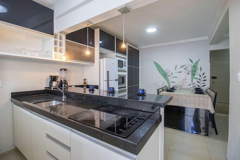 MAU21 - Av. Brasil. 3 Dorm, Climatizado, Churrasq