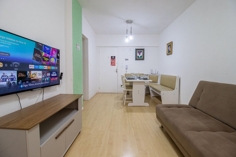 ACC43B - 1 Dorm Climatizado, Quadra Mar, Garagem