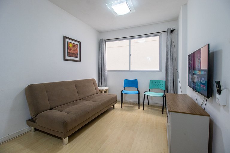 ACC43B - 1 Dorm Climatizado, Quadra Mar, Garagem