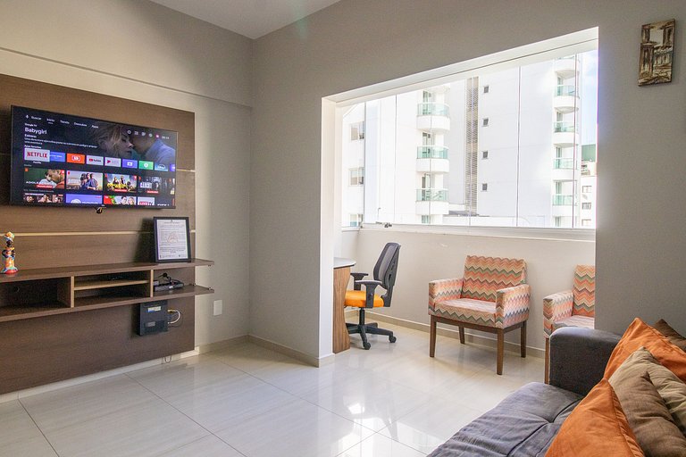 CDL52 - 2 Dorm, Climatizado, Esq. Av. Brasil