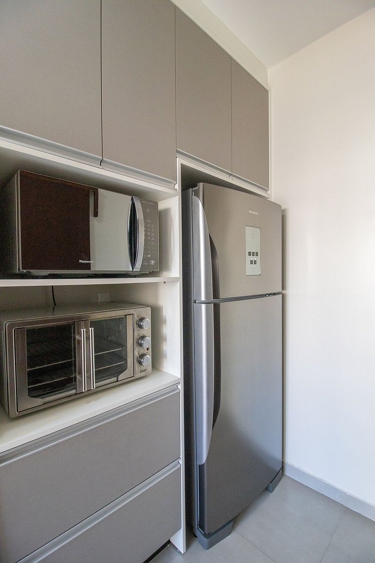 CDL52 - 2 Dorm, Climatizado, Esq. Av. Brasil