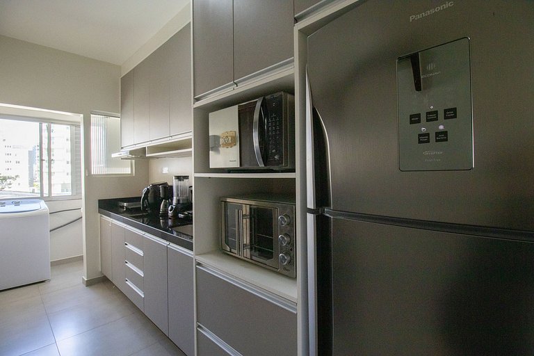 CDL52 - 2 Dorm, Climatizado, Esq. Av. Brasil