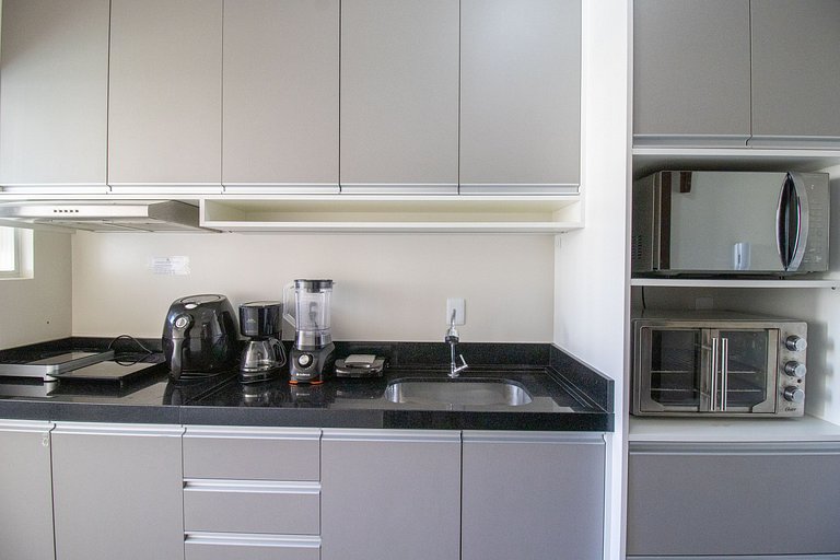 CDL52 - 2 Dorm, Climatizado, Esq. Av. Brasil