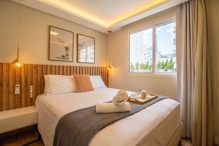 GMN51 - Av. Brasil, Climatizado, 2 suítes + 1 Dorm