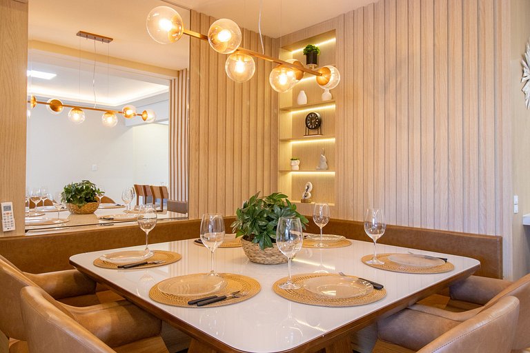 GMN51 - Av. Brasil, Climatizado, 2 suítes + 1 Dorm