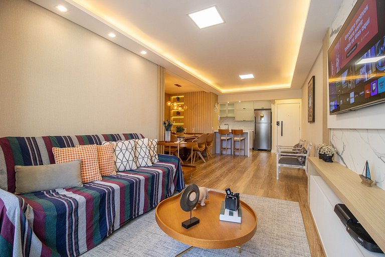 GMN51 - Av. Brasil, Climatizado, 2 suítes + 1 Dorm