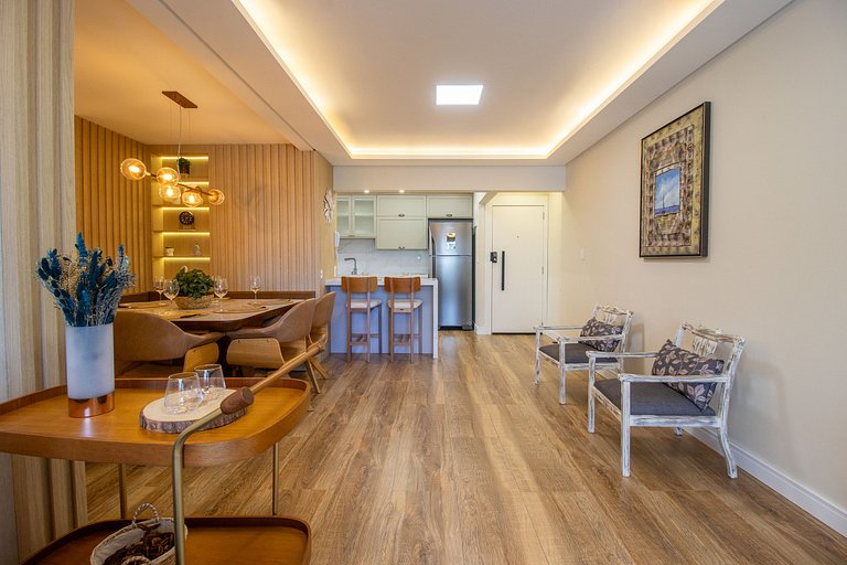 GMN51 - Av. Brasil, Climatizado, 2 suítes + 1 Dorm