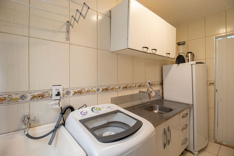ACC43B - 1 Dorm Climatizado, Quadra Mar, Garagem