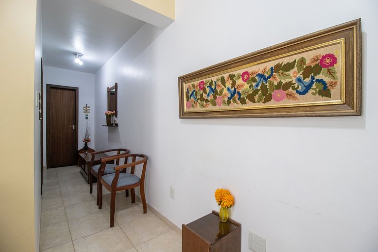 CRM38 - 2Dorm, Climatizado, Centro, Garagem, Wi-fi