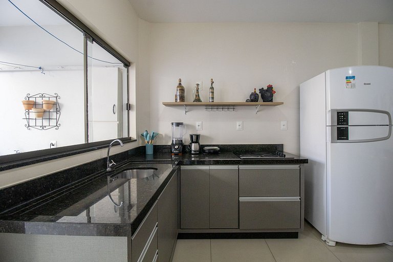 MAU31 - Churrasqueira, Av. Brasil, 3 Dorm
