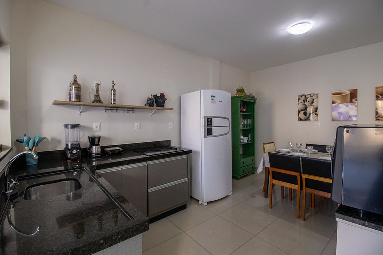 MAU31 - Churrasqueira, Av. Brasil, 3 Dorm
