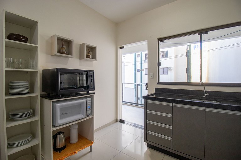 MAU31 - Churrasqueira, Av. Brasil, 3 Dorm