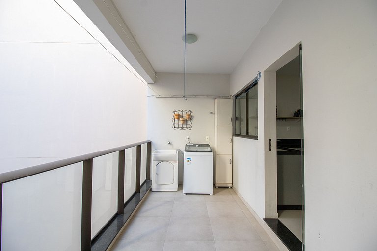 MAU31 - Churrasqueira, Av. Brasil, 3 Dorm