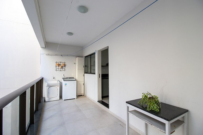 MAU31 - Churrasqueira, Av. Brasil, 3 Dorm