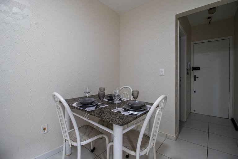 MZT21 - Quadra Mar, Sacada, 2 Dorm Climatizados