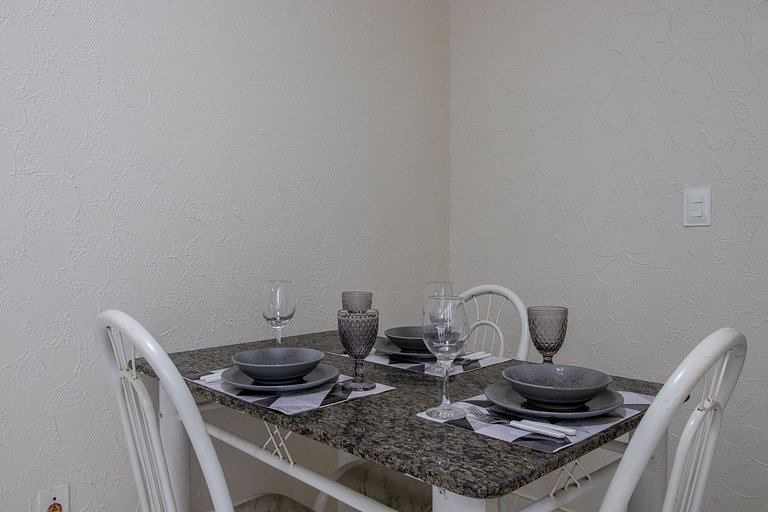 MZT21 - Quadra Mar, Sacada, 2 Dorm Climatizados