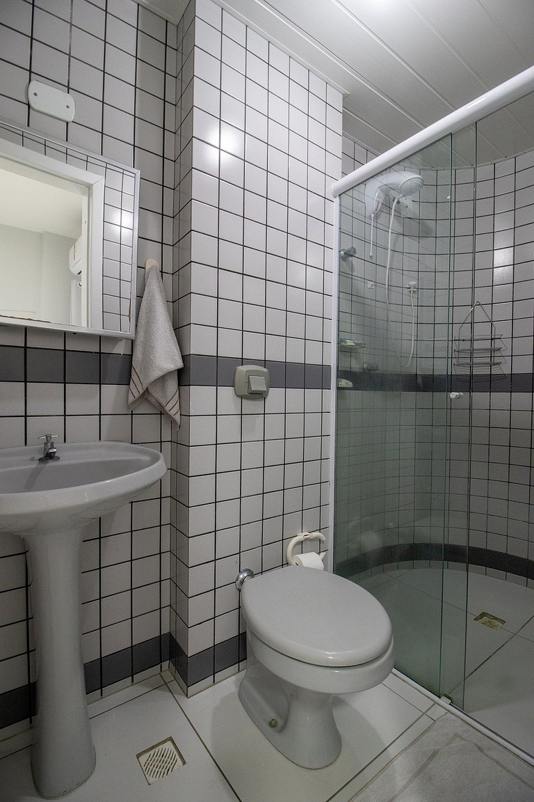 MZT21 - Quadra Mar, Sacada, 2 Dorm Climatizados