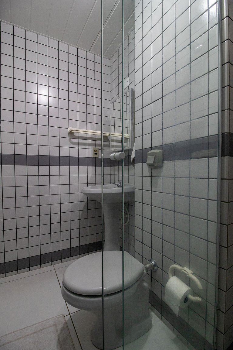 MZT21 - Quadra Mar, Sacada, 2 Dorm Climatizados