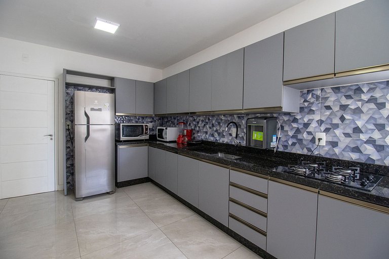 BLU41 - Av Brasil, 3 Dorm Climatizados, Garagem