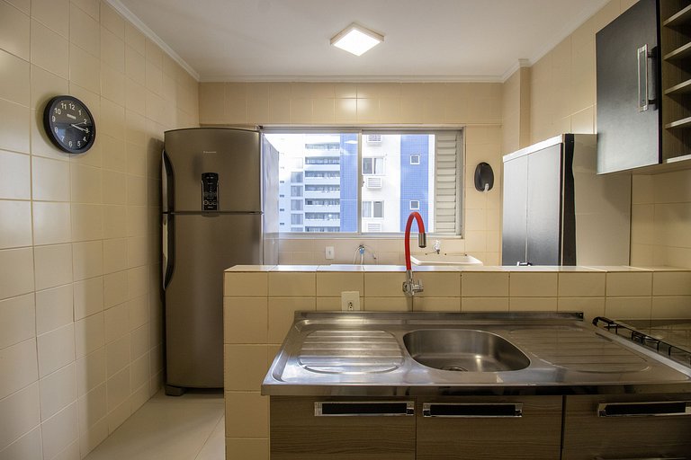 VNZ84A - Quadra Mar, 1 Dorm Climatizado, Tv Smart