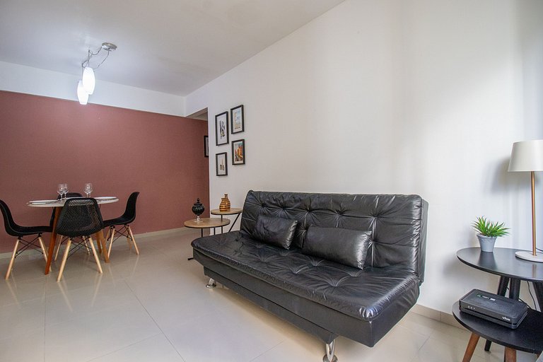 VNZ84A - Quadra Mar, 1 Dorm Climatizado, Tv Smart