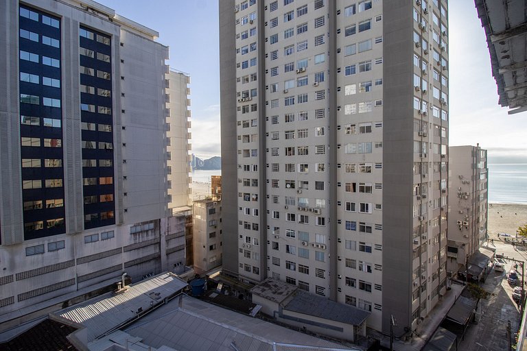 ARI81 - 1 Dormitório, Garagem, Calçadão da Central