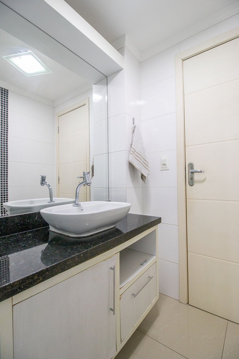 CIA25 - Av. Brasil, 3Dorm, Quadra Mar, Wi-fi