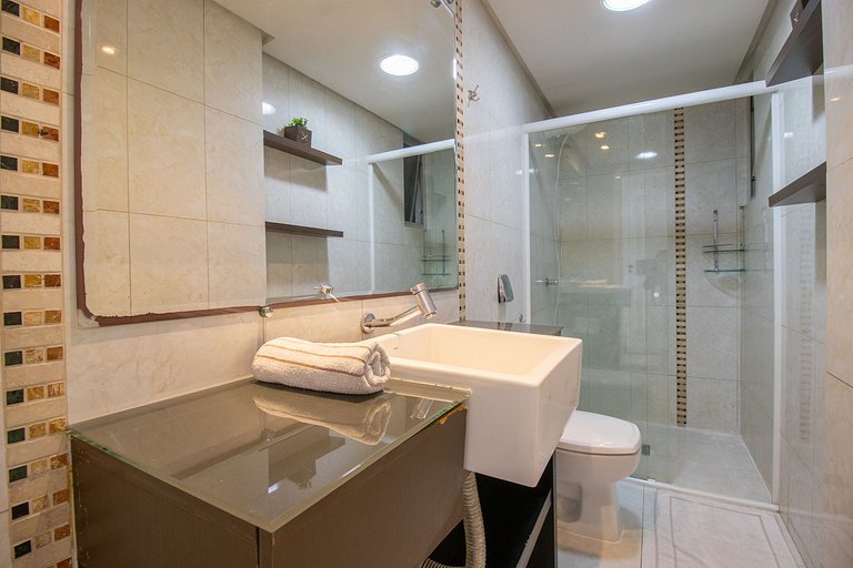 PRG14 - 4 Dorm, Centro, Garagem, Wi-fi, Sacada