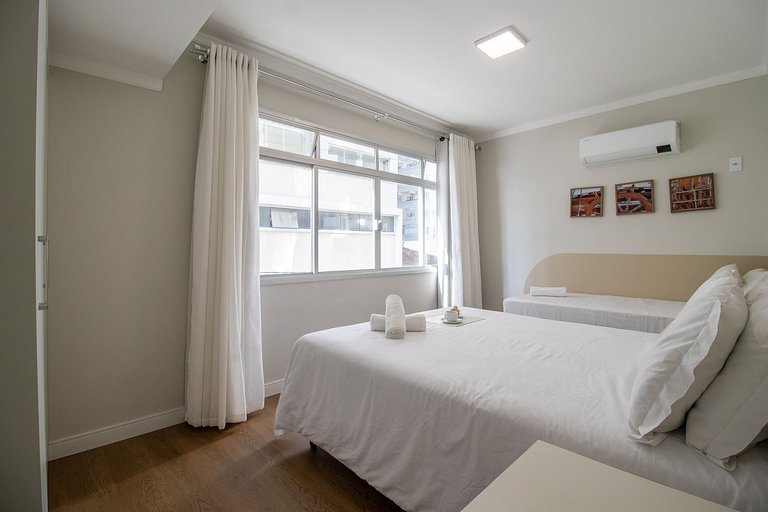 APU24 - Esq com Av Atlântica, 4 Dorm, Climatizado
